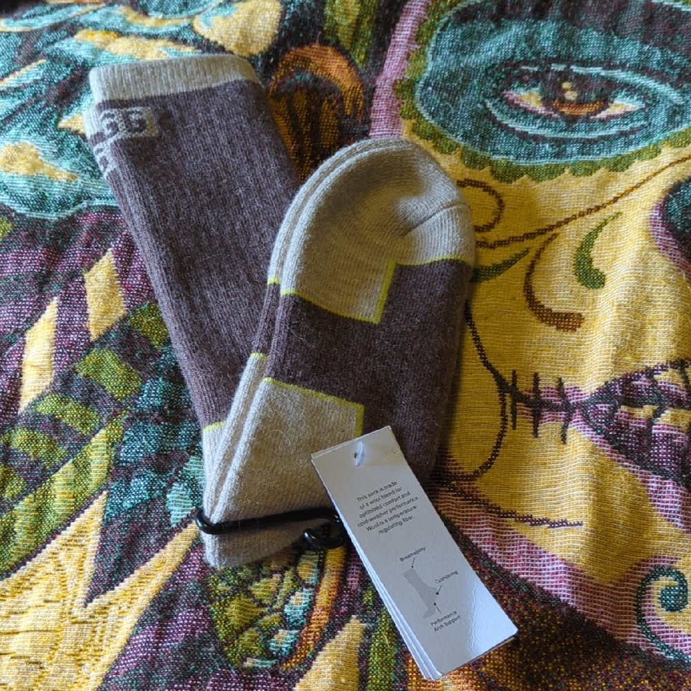 UGG Men's Tan and Cream Casual Socks